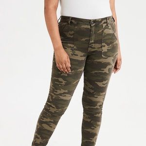 High waisted camo jeggings